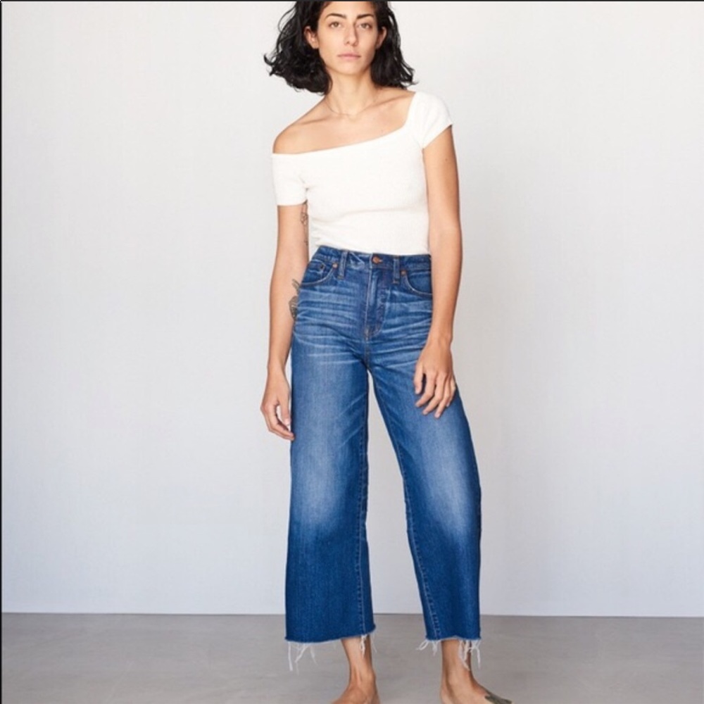 Madewell wide-leg crop jeans.
